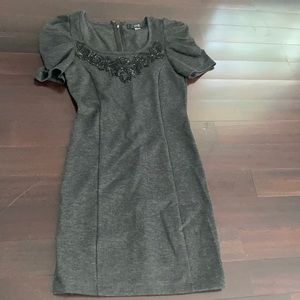 Grey puffed sleeve dress